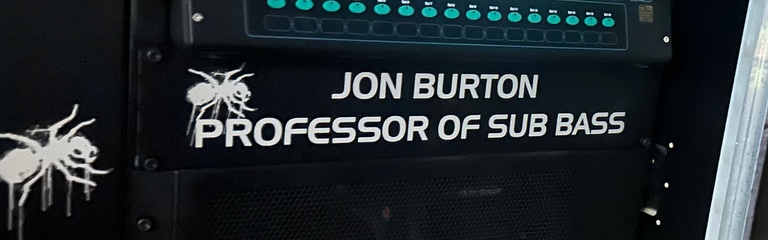 Rack panel showing "Professor of Sub Bass"