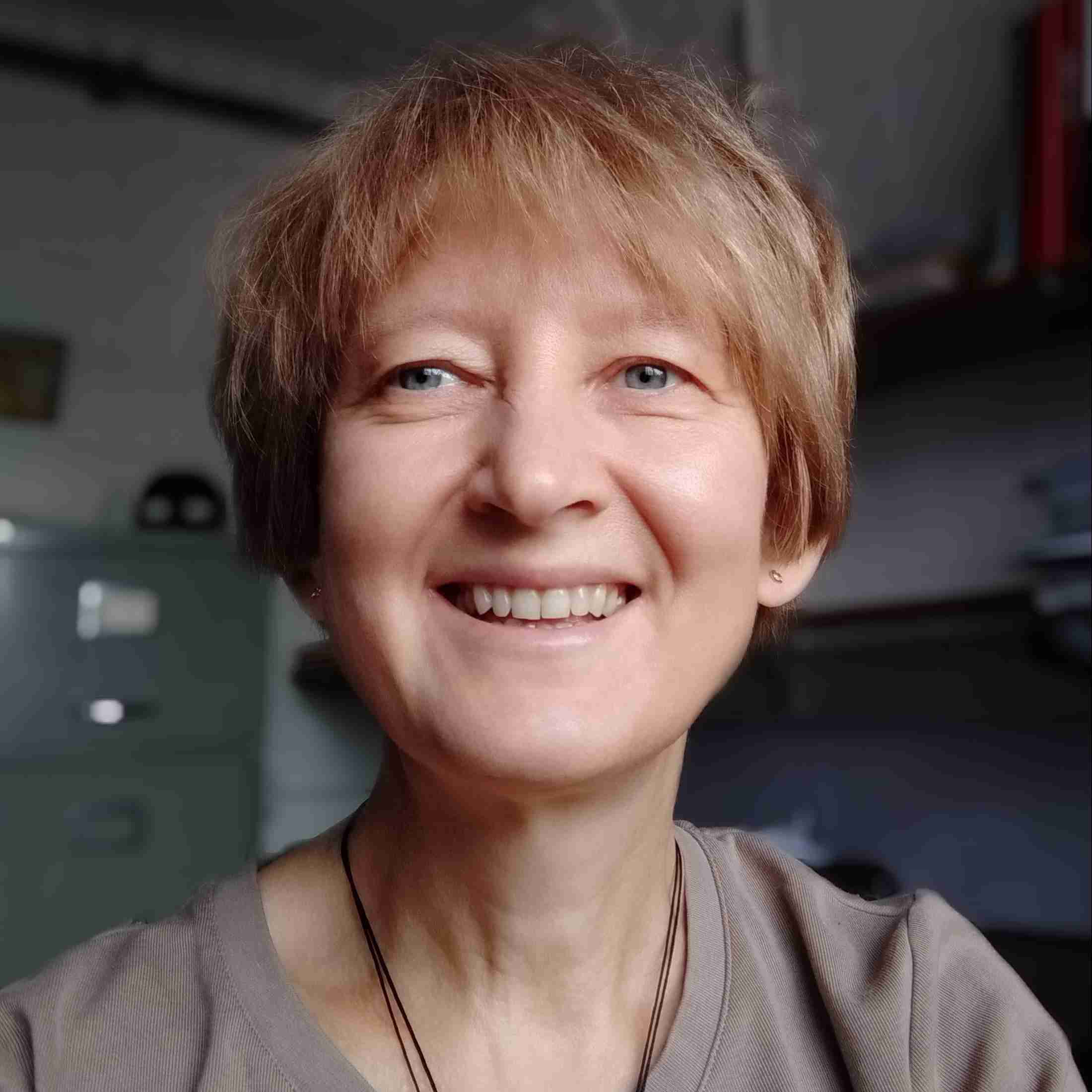 Photograph of Dr. Olga Umnova